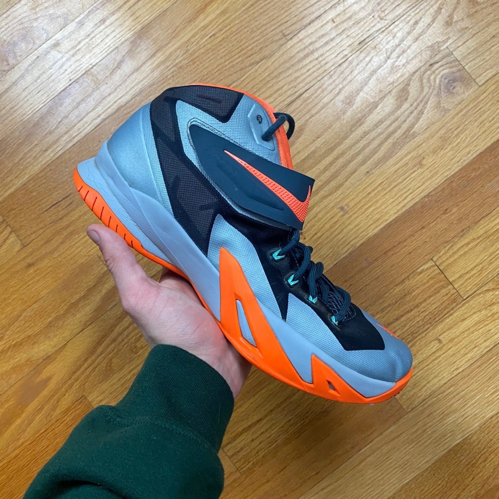 Nike LeBron Soldier 8